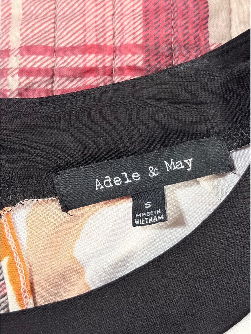 Adele & May - Picture 4 of 4